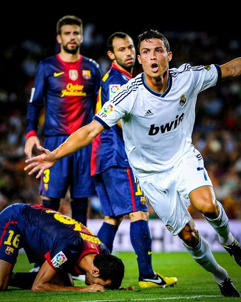 Cristiano Ronaldo 2013, Messi Posters, Ronaldo Barcelona, Lionel Messi Posters, Messi Pictures, Cr7 Football, Barcelona Vs Real Madrid, Messi Vs Ronaldo, Messi Poster