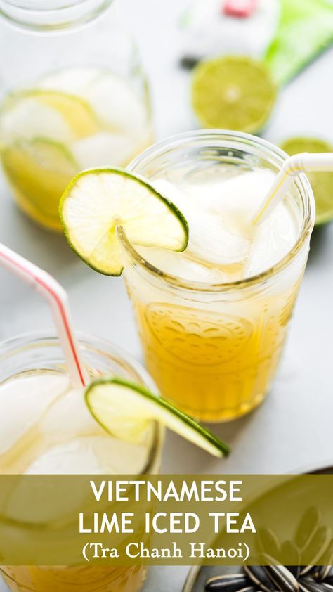 Vietnamese Lime Iced Tea (Tra Chanh Ha Noi) is a refreshing and thirst-quenching summer drink. It is easy and quick to make with simple ingredients. No refined-sugar is used. It is a very popular drink in Hanoi, Vietnam. #vietnamese #lime #tea #drinks Vietnamese Iced Tea, Lime Tea Recipe, Homemade Iced Tea Recipe, Vietnamese Drink Recipes, Asian Drinks Non Alcoholic, Vietnamese Cocktails, Vietnamese Drinks, Asian Potluck, Asian Drink