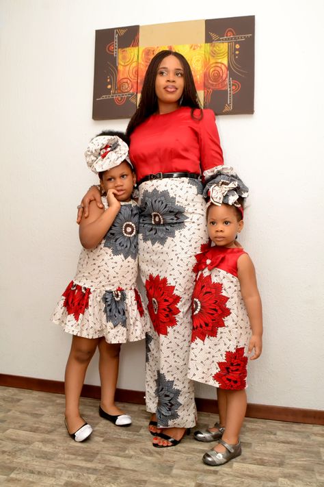 Momma and Me African Inspired Dress/ African Fashion/ African Style/ Ankara Girl Dress/ Kiddies Ankara Dress African Couture, Mother Daughter Fashion, Mom And Daughter Matching, Ankara Gowns, Mother Daughter Outfits, African Dresses For Kids, Afrikaanse Mode, Ankara Dresses, African Fashion Ankara