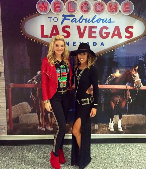 Tiffany McGhan and Megan Caruso's NFR Style. #nfrfashion Nfr Outfits For Vegas, Country Chic Outfits, Nfr Outfits, Nfr Style, Las Vegas Outfit, Cute Cowgirl Outfits, Nfr Fashion, Southern Fashion, Country Style Outfits