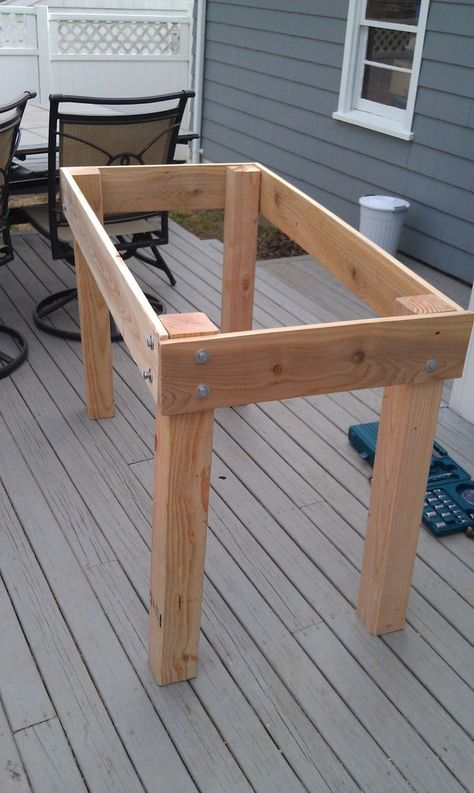 Raised Planter Beds, Diy End Tables, Diy Sofa Table, Diy Patio Furniture Cheap, Wooden Pallet Projects, Diy Furniture Easy, Diy Sofa, Tables Diy, Diy Cardboard Furniture