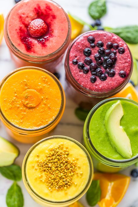 Berry Green Smoothie, Smoothie Boosters, Detoxifying Food, Apple Pie Smoothie, Turmeric Smoothie, Beet Smoothie, Fresh Smoothies, Superfood Smoothie, Morning Smoothie