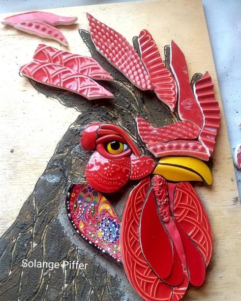 Mosaic Figures, Broken China Crafts, Gnomes Garden, Mosaic Hearts, Mosaic Tile Designs, Mosaic Animals, Mosaic Garden Art, Mosaic Birds, Rooster Art