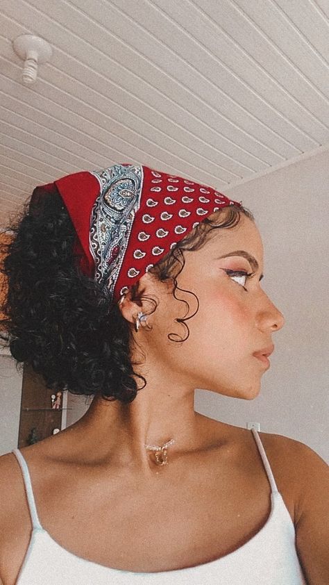 Short Curly Hair With Bandana, Hairstyles With Bandanas Short Hair, Short Curly Hair Bandana, Hairstyles For Super Short Curly Hair, Short Curly Hair Accessories, Hat Curly Hairstyles, Hankerchief Hairstyles Curly Hair, Curly Hairstyles With Bandanas, Short Hair Bandana Ideas