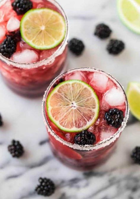 STYLECASTER | 17 Big-Batch Margarita Recipes So Good You'll Be Tempted to Whip 'Em Up Every Day This Summer | Blackberry Margaritas Chilis Blackberry Margarita Recipe, Blackberry Margarita Recipe, Alcohol Mixed Drinks, Healthy Margarita, Spicy Margarita Recipe, Fruit Margarita, Blackberry Margarita, Blackberry Syrup, Blackberry Recipes