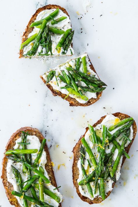 Asparagus Ricotta, Ricotta Bruschetta, Ricotta Toast, Mini Baguette, Bruschetta Recipe, Spring Dinner, Grilled Asparagus, Toasted Walnuts, Simply Recipes