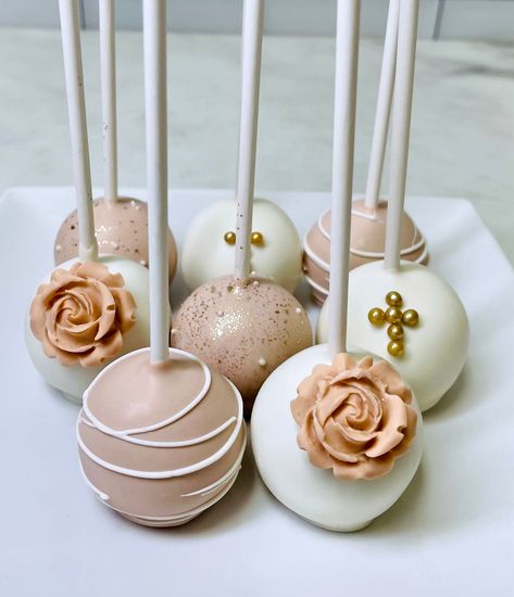 💖 Cake pops for a beautiful christening #christeningcakepops #designercakepops #kupcakekitchen #wantcake baptismcakepops #cakepops #cakepop #christeninggifts #baptismgiftideas #cakepopping #cakepopart #cakepopmaker #cakepopcuties #cakepopper #cakepopcrazy #cakepoplife #cakepoplove #cakepoplovers #cakepopartist #cakepopqueen #customcakepops #customizedcakepops #cakepopsallday #customtreats #santaclarita #santaclaritavalley Baptism Cake Pops, Bautizo Ideas, Custom Cake Pops, Pop Cakes, Cake Pop Maker, Lds Baptism, Ideas Decoracion, Sweet Treats Desserts, Pop Queen