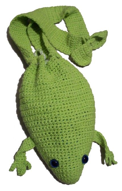 Frog Outfits, Drawstring Bag Crochet Pattern, Drawstring Bag Crochet, Frog Bag, Animal Bags, Bag Crochet Pattern, Frog Crafts, Crochet Frog, Animal Bag