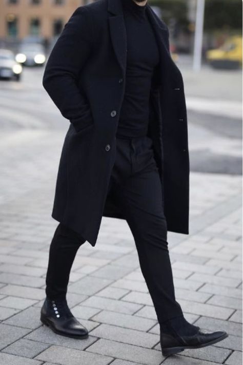 Black Outfit Men, Mens Fashion Coat, Mens Business Casual Outfits, Man In Black, Classy Suits, Classy Outfits Men, Mens Casual Outfits Summer, Men Fashion Casual Shirts, Stylish Men Casual