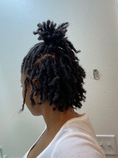 4c Hair Starter Locs, 4c Dreadlocks Women, Starter Locs Short 4c Hair, Short 4c Locs, Short Locs Hairstyles Starter, Short Starter Locs Hairstyles, Starter Locs Styles For Short Hair, Big Chop Natural Hair, Undercut Long Hair