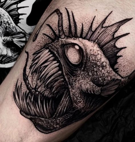 Tessa Von, the storyteller of tattoos Angler Fish Art, Sea Tattoo Sleeve, Angler Fish Tattoo, Underwater Tattoo, Mermaid Tattoo Designs, Seahorse Tattoo, The Storyteller, Scary Tattoos, Koi Tattoo