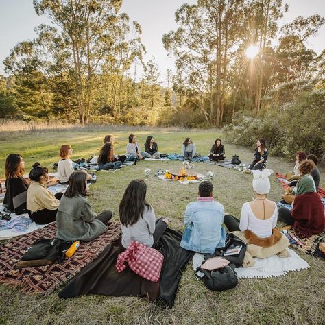 Women’s Circle on Instagram: “A Women’s Circle includes:  Guided Meditation 〰️ Yoga 〰️ Journaling 〰️ Sharing 〰️ Networking . . Sit with intention to reflect on topics…” Women’s Circle, Yoga Journaling, Yoga Circle, Full Moon Circle, Wellness Collective, Womens Circle, Community Connection, Brand Identity Board, Group Meditation