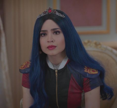 Descendants Ships, Evie Grimhilde, Dove Cameron Descendants, Real Disney Princesses, Descendants Pictures, Disney Descendants 2, Descendants Wicked World, Evie Descendants, Sophia Carson