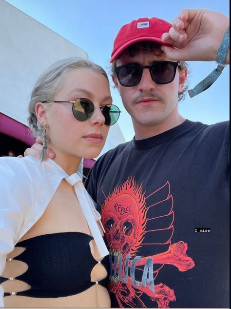 Paul And Phoebe, Paul Mescal, Divorce And Kids, Irish Actors, Phoebe Bridgers, Tv Awards, Girls Rules, Her Music, Celebrity Couples