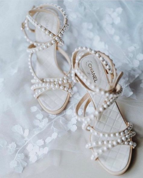 Luxury album Style/ Dolce Vita Chanel Wedding Shoes, Chanel Wedding, Dream Wedding Shoes, Chanel Pearl, Wedding Pumps, Chanel Pearls, Studded Heels, Wedding Dress Accessories, Wedding Chicks