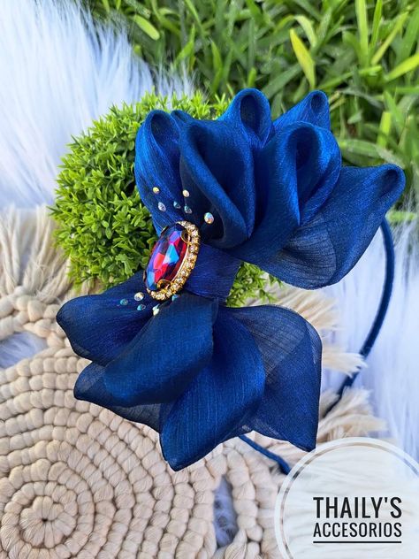 Kids Gown Design, Headgear Fashion, Bridal Shower Attire, Hair Design For Wedding, Diy Fascinator, Zara Hats, Fascinator Hats Diy, African Hair Wrap, Fascinator Hats Wedding