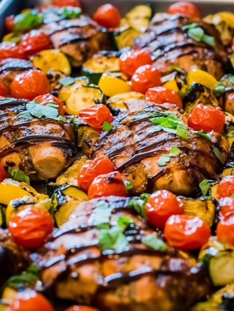 Balsamic Glazed Chicken and Veggies Sheet Pan Dinner Balsamic Chicken Tenderloins, Sheet Pan Balsamic Chicken, Slim Down Recipes, Balsamic Chicken Breast, Pan Chicken Breast, Steak Dinner Recipes, Parsley Recipes, Balsamic Glazed Chicken, One Pan Dinners