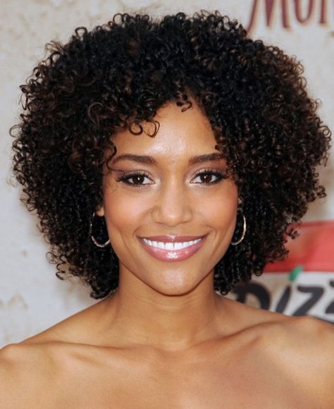 Rounded 3c curls Short Natural Curly Hair, Curly Lace Wig, Curly Weave Hairstyles, African American Wigs, American Hairstyles, Hair Styles 2014, Black Curly Hair, African American Hairstyles, Black Hairstyles