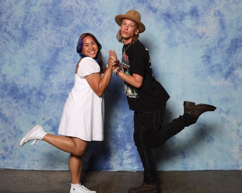 Funny Meet And Greet Poses, Meet And Greet Poses, Photo Op Ideas, Jamie Bower, But I Love Him, Art The Clown, Funny Poses, Jamie Campbell, Male Celebrity