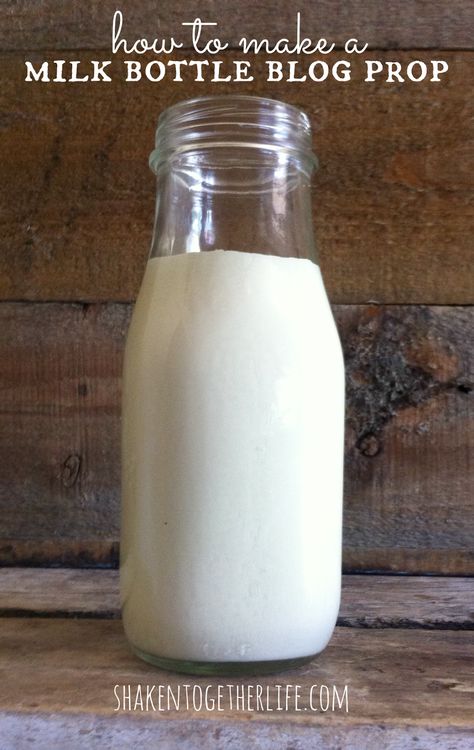 Use a glass bottle from your favorite coffee drink to make a DIY milk bottle blog prop - no mess, no spills and no condensation! Faux Pies, Milk Bottle Diy, Food Props Diy, Prop Food, Sugar Cookie Cups, Salad Dressing Bottles, Fake Food Props, Coffee Photo, Props Photography