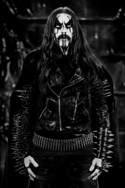 Heavy Metal Makeup Men, Male Corpse Paint, Corpse Paint Men, Black Metal Makeup, Frost Satyricon, Corpse Paint Ideas, Corpse Makeup, Metalhead Men, Styl Emo