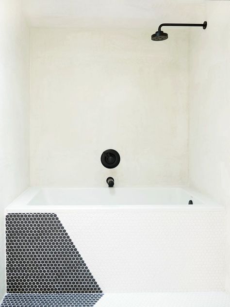 black penny tile tub ideas Tile Accent Wall Bathroom, Tile Accent Wall, White Mosaic Tiles, Diy Bathtub, Ford Interior, Bathtub Tile, Tub Ideas, Ford Black, Tub Tile