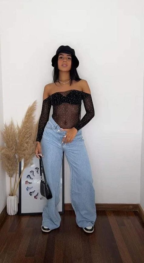 Jordan 1 Concert Outfit, Kali Concert Outfit, Reggae Night Outfit, Raul Alejandro Concert Outfit, Reggaeton Party Outfit, Reggaeton Festival Outfit, Concert Outfit Ideas Reggaeton, Reggetoneras Outfit Concert, Trap Concert Outfit Ideas