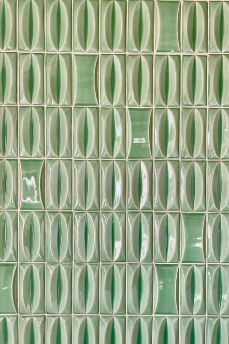 Green Mojito glazed Kiss & Bump New Terracotta tile layout. #newterracotta #greentile #interiordesign #3dtile #tilewall #glazedtile Light Green Kitchen Tiles, Green Tile Wall, Green Mojito, Light Green Kitchen, Art Deco Tile, New Terracotta, Mood Tone, Green Tiles, John Marshall