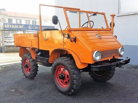 Unimog For Sale, Mercedes Jeep, Mercedes Unimog, Benz Classic, Mercedes Benz Unimog, Auto Mechanic, Classic Mercedes, Mercedes Benz Classic, Mercedes Benz Models