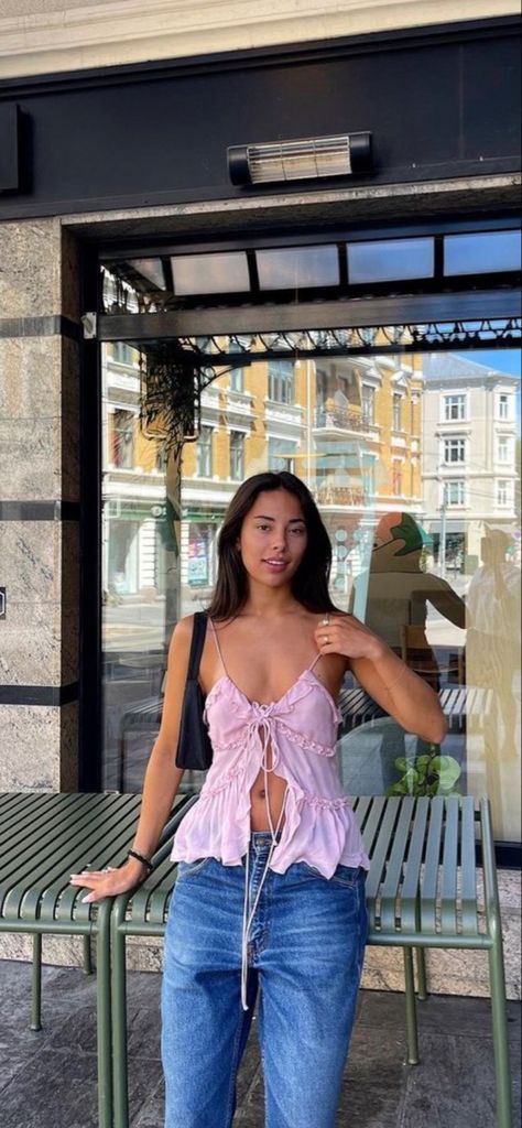 Pink Top Outfit, Nyc Fits, 2024 Style, Style Box, Europe Summer, Summer Outfit Inspiration, Summer 24, Insta Inspo, Summer Fits