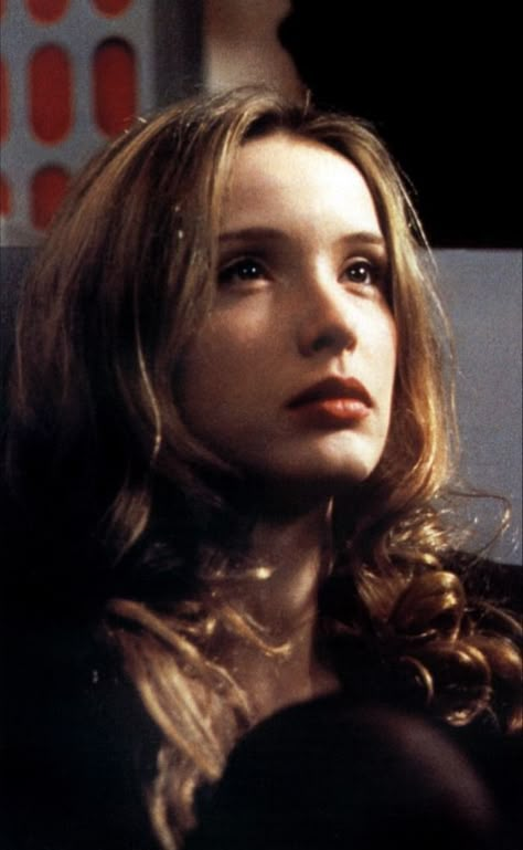 Julia Delpy 90s, Julie Delpy 90s, Close Movie, Before Trilogy, Julie Delpy, French Cinema, I Love Cinema, Gone Girl, French Actress