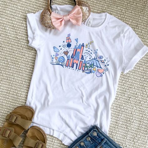 Magic Kingdom Matching Shirts, Castle Pumpkin, Disney Attire, Cinderella Outfit, Castle Disney, Cinderella's Castle, Disney Princess Outfits, Disney Planes, Cute Disney Outfits