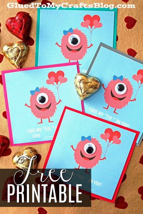 I Got My EYE On You Valentine - Free Printable #valentinesday #valentines #freeprintable #partyfavor #kidcrafts #monster #gluedtomycrafts Kindergarten Valentine Crafts, Valentines Preschool, Gift Treats, Valentine Classroom, Toddler Valentine Crafts, Preschool Valentine, Valentine Art Projects, Valentine Printables, Easy Valentine Crafts