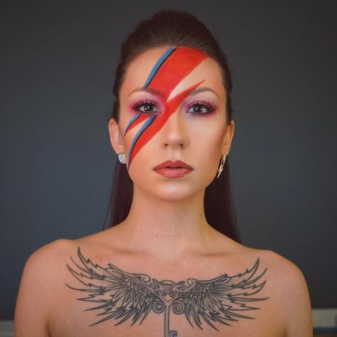 #davidbowie #lighteningbolt #makeupart #bowie #starman #selfexpression #legend #macartist #ziggy #ziggystardust #facepaint #artist Bowie Starman, Facepaint, David Bowie, Makeup Art, I Don't Know, Makeup Inspo, Face Painting, I Promise, Cat Eye Glass