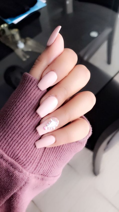 Pink Coffin Nails, Pink Coffin, Matte Pink, Acrylic Nails Coffin, Fancy Nails, Nail Extensions, Matte Nails, Nails Nails, White Nails