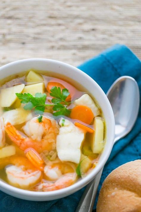 Fish and Shrimp Soup (Ukha Recipe) - Natasha's Kitchen Shrimp Soup Recipes, Seafood Soup Recipes, Shrimp Soup, Fish Soup, Seafood Soup, Comfort Soup, Russian Recipes, Hearty Soups, Fish Dishes