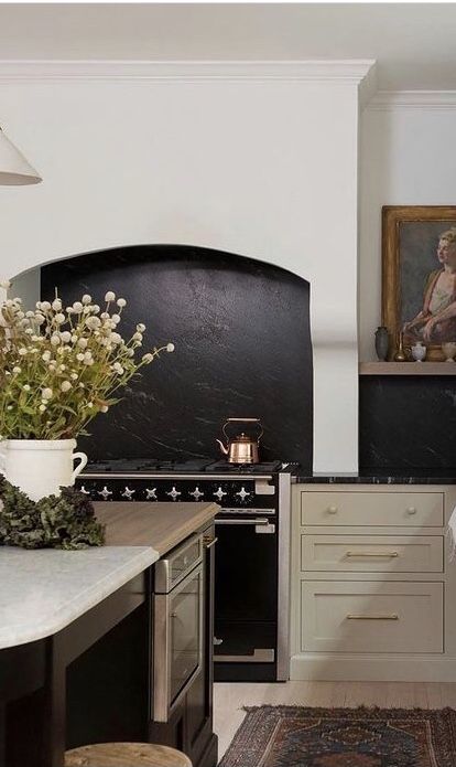 Plaster Range Hood Alcove, Range Hood Enclosure, Range Without Hood, Arched Stove Alcove, Plaster Stove Hood, Arched Range Hood, Plaster Vent Hood Ideas, Marble Range Hood, Plaster Hood Kitchen