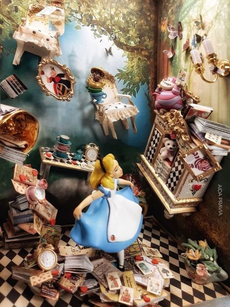 Oviedo Spain, Alice In Wonderland Room, Alice In Wonderland Doll, Alice In Wonderland Diy, Alice In Wonderland Tea Party Birthday, Rococo Art, Alice And Wonderland Quotes, Old Library, Wonderland Quotes