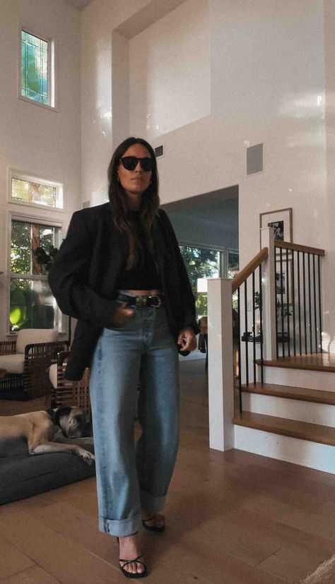 Bagg Jeans, Outfit Midsize, Natalie Borton, Jeans Blazer, Trench Coat Outfit, Coat Outfit, Fashion Mood Board, Product Recommendations, Work Style