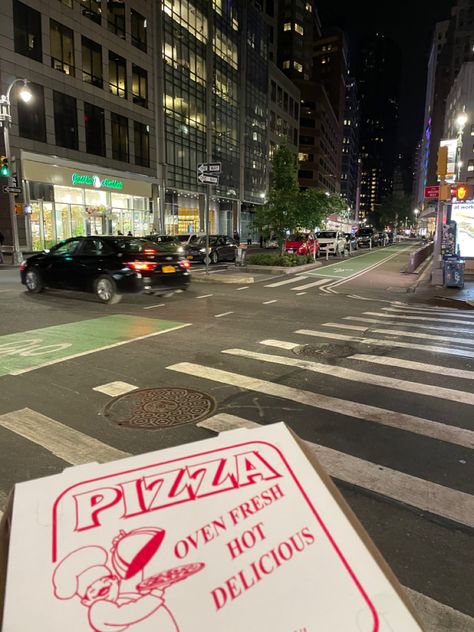 Nyc Pizza, Nyc Night, New York Pizza, Nyc Baby, Couples Book, New York Food, Nyc Christmas, Nyc Aesthetic, Life Board