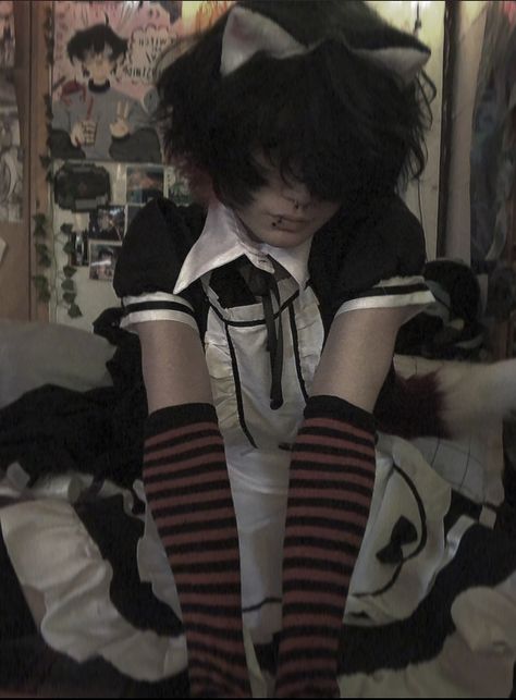 Emo boy in a maid outfit and cat ears Hot Male Pfp Aesthetic, Femboy Aestethic Icon, Wojack Emo Boy, Catboy Outfit, Emo Femboy Outfits, Goth Boy Pfp, Soft Emo Boy, Femboy Icon Aesthetic, Soft Boy Pfp