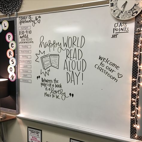 @mrs.litz on Instagram! Whiteboard Writing, Whiteboard Ideas, Bunny Activities, Whiteboard Messages, Teacher Lifestyle, Classroom Motivation, 5th Grade Writing, Morning Meetings, Daily Writing Prompts