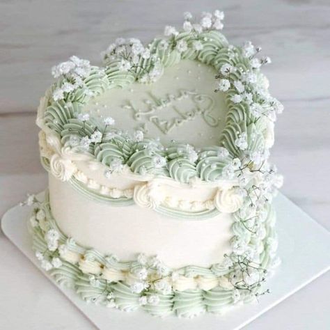 Sage Cake Ideas, Sage Green Heart Cake, Sage Green Cake Ideas, Sage Green Birthday Cake, Light Pink Birthday Party, Light Pink Birthday, Hydrangea Cake, Green Birthday Cakes, Victorian Cakes