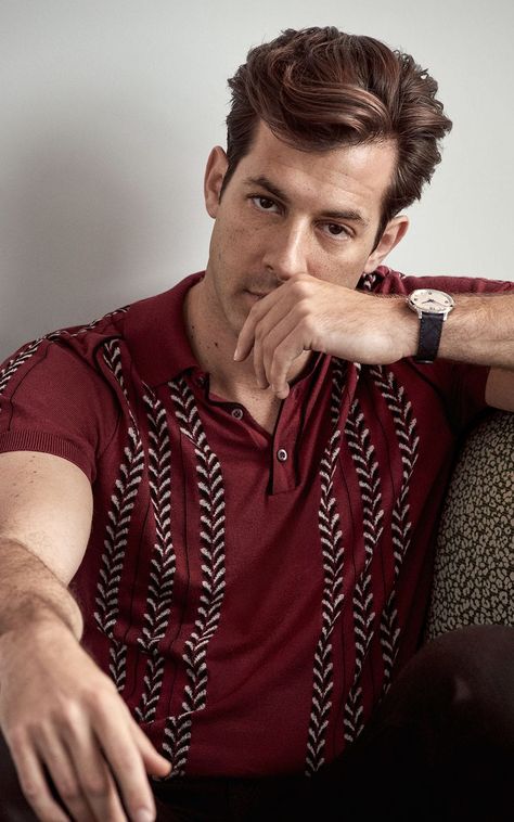 Mark Ronson Mark Ronson Style, Studio Shots, Mark Ronson, Hipster Outfits, Men Model, Well Dressed Men, Tiger Lily, Having A Crush, Well Dressed