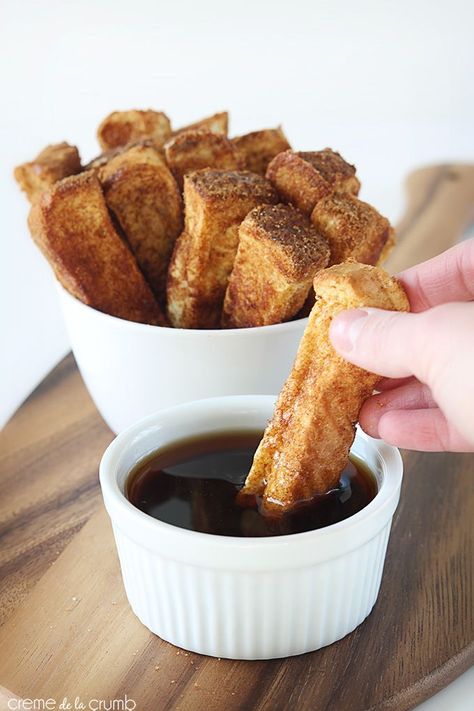 Cinnamon French Toast Sticks - make with thick sliced whole wheat bread and dust with cinnamon. Cinnamon French Toast Sticks, Cinnamon Breakfast, French Toast Sticks, Cinnamon French Toast, Whole Wheat Bread, Wheat Bread, Toast Recipes, Breakfast Dishes, Whole Wheat