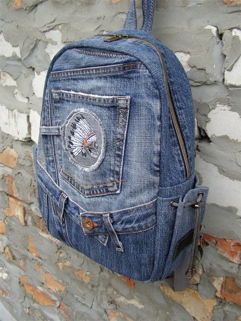 Blue Jean Purses, Fabric Backpack, Jean Purses, Backpack For School, Unique Backpacks, Denim Backpack, Blue Jeans Crafts, Vegan Purses, College Bags