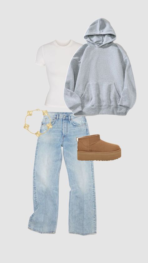 #outfit #uggs Basic Aesthetic Outfits, Jeans Aesthetic, Basic Jeans, T Shirt Outfit, Uggs Outfit, Casual Preppy Outfits, Outfit Inspo Casual, Trendy Outfits For Teens, Cute Lazy Day Outfits