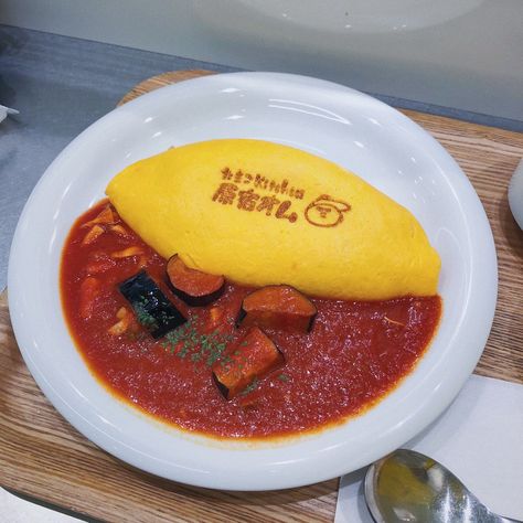 Omurice Aesthetic, Dream Food, Japanese Recipes, Food Business, Japanese Snacks, Food Obsession, I Love Food, Japanese Food, Aesthetic Food