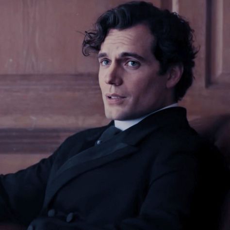 Period Drama Men, Do Icons, Mycroft Holmes, Louis Partridge, Sherlock 3, Enola Holmes, Partridge, Handsome Actors, Henry Cavill