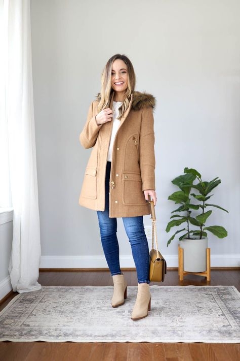 Petite friendly coat | chateau parka review | j.crew chateau parka | petite style Best Coats For Petite Women, Petite Coats For Women, Coats For Petite Women, Winter Outfits Petite, Winter Dress Coats, Petite Winter Coats, J Crew Chateau Parka, Coats For Winter, Parka Outfit